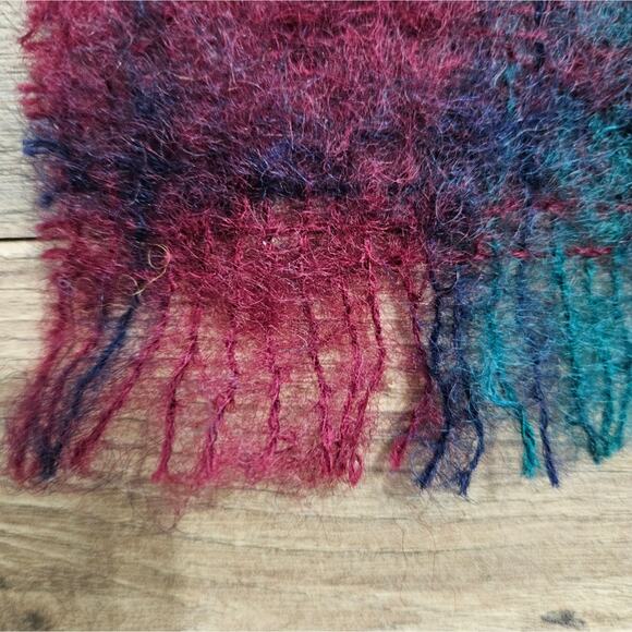 The Edinburgh Woollen Mill Scarf Made In Scotland Pure New Wool Plaid Fringe - Picture 4 of 8